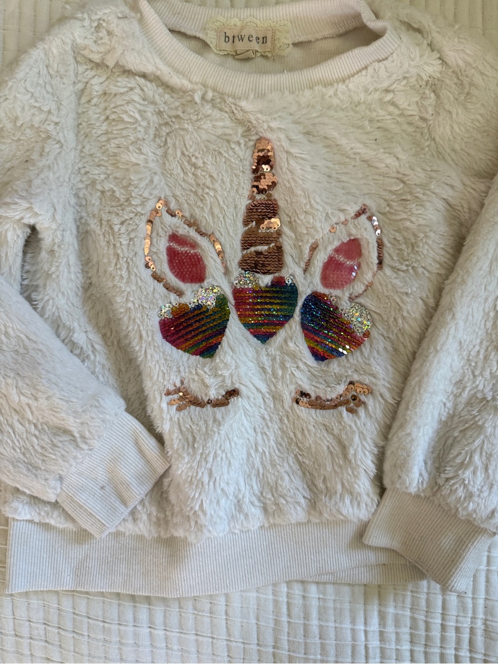 btween Cream Faux-Fur Kids Unicorn Pullover with Rainbow Sequin Hearts